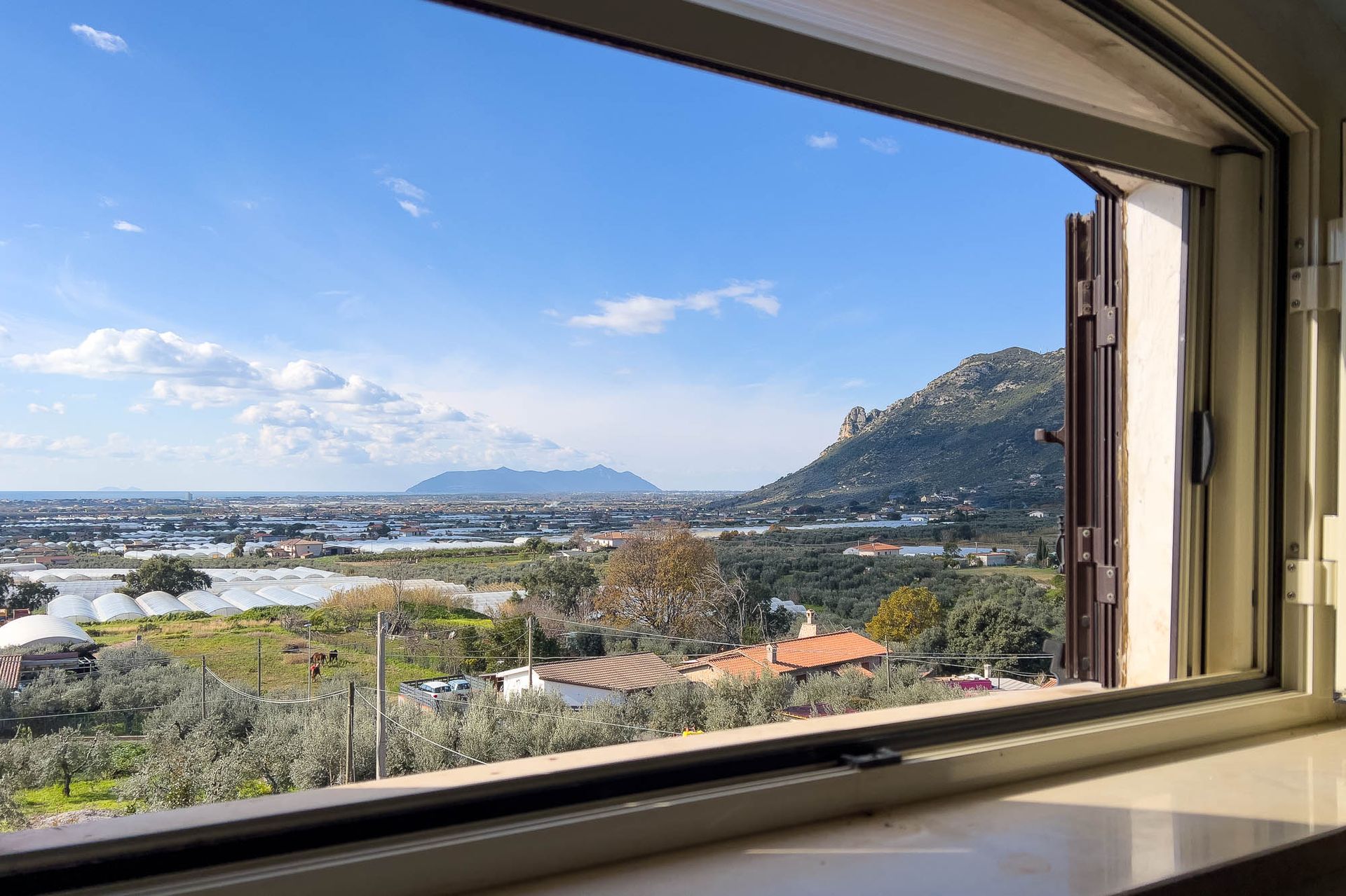 I Servizi Immobiliari di Tornesi - Panorama e Territorio di Terracina
